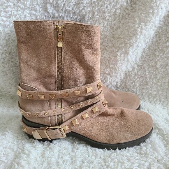 BCBG Suede Tan‎ Studded Strap Zipper Moto Boots EUC! - Picture 1 of 7